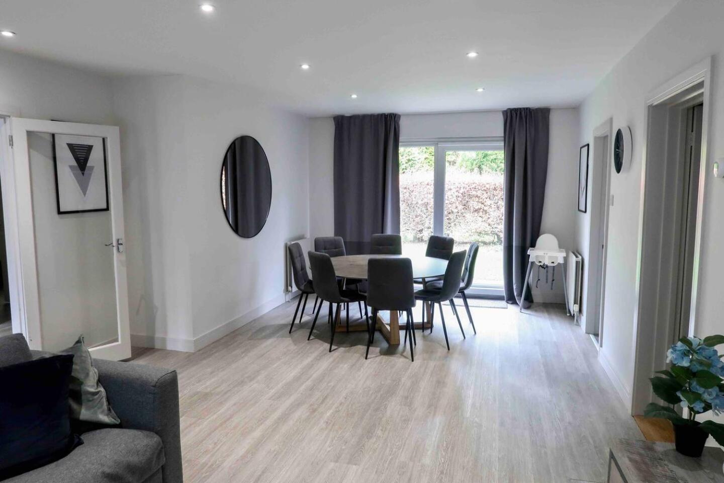 3 Bedroom Bungalow Close To Peak District With Garden Sheffield Exterior photo