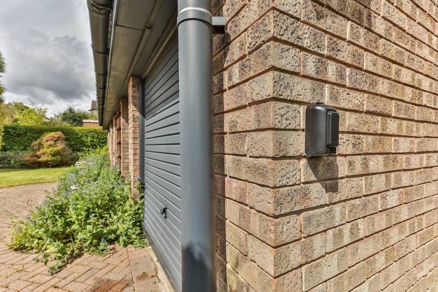 3 Bedroom Bungalow Close To Peak District With Garden Sheffield Exterior photo