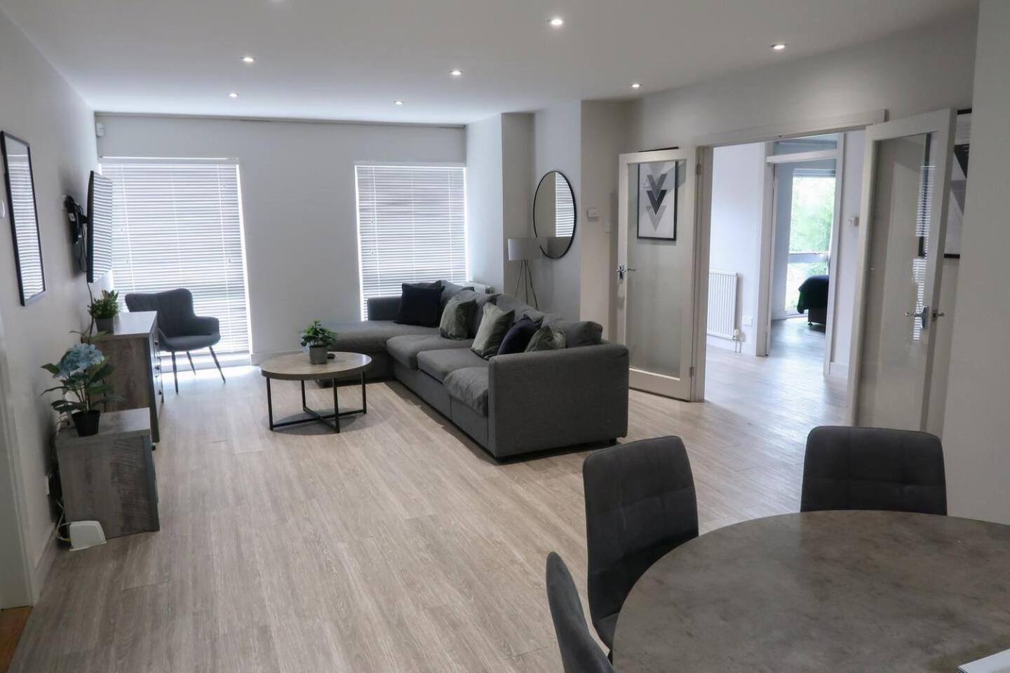 3 Bedroom Bungalow Close To Peak District With Garden Sheffield Exterior photo