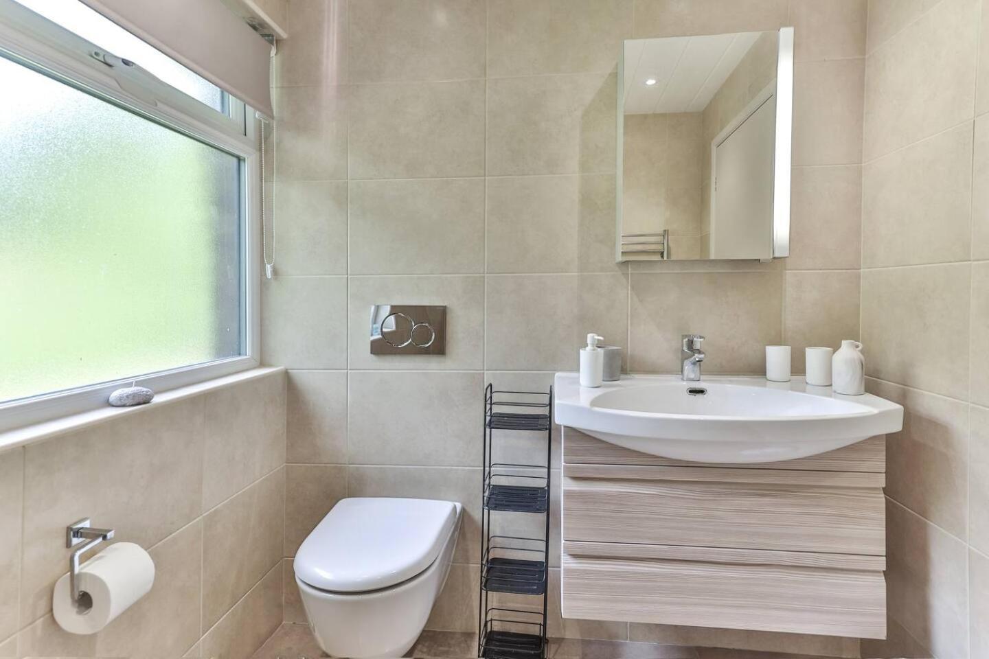 3 Bedroom Bungalow Close To Peak District With Garden Sheffield Exterior photo