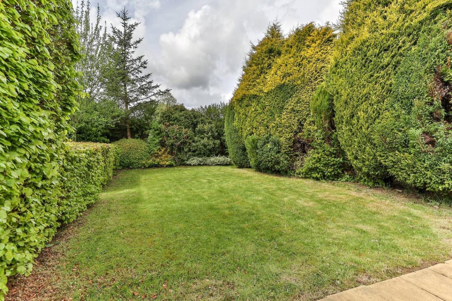 3 Bedroom Bungalow Close To Peak District With Garden Sheffield Exterior photo